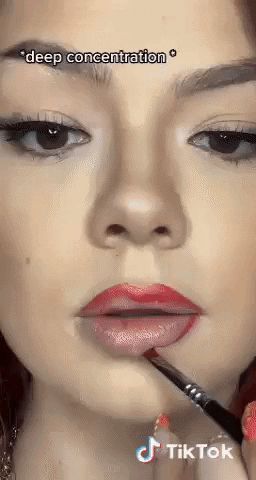 BJD's Lips: conheça a nova moda dos batons no estilo boca de boneca